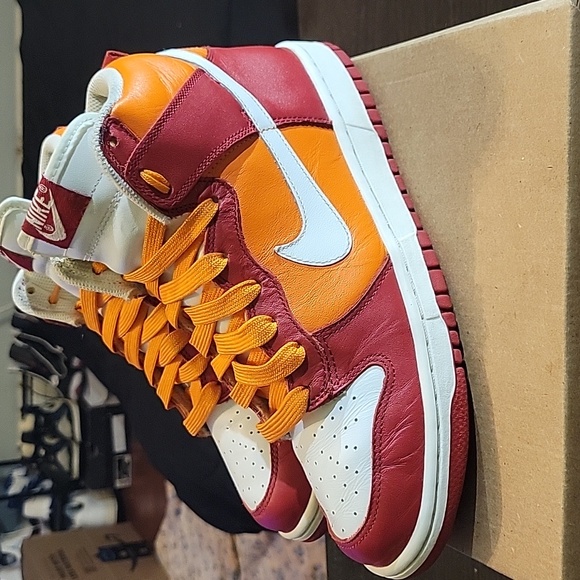 Nike Dunk High Rare "Varsity Red Orange Blaze" (2007) Mens 7.5 Womens 9 EUC - Picture 3 of 10